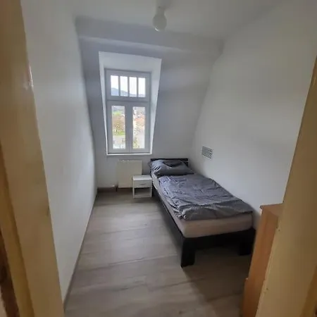 Monteurwohnung Fuer 9 Personen Apartman Leoben