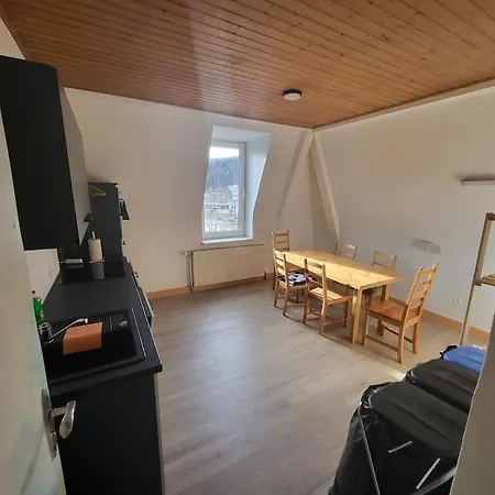 Monteurwohnung Fuer 9 Personen Apartman Leoben